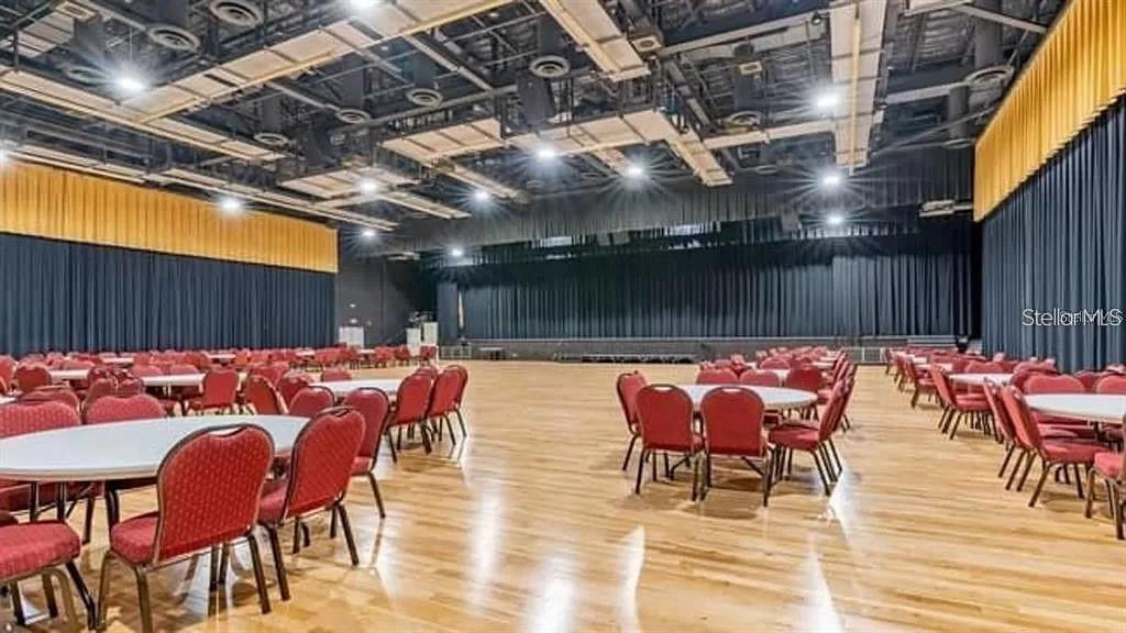 CAMBRIDGE M CONDO REV - Residential