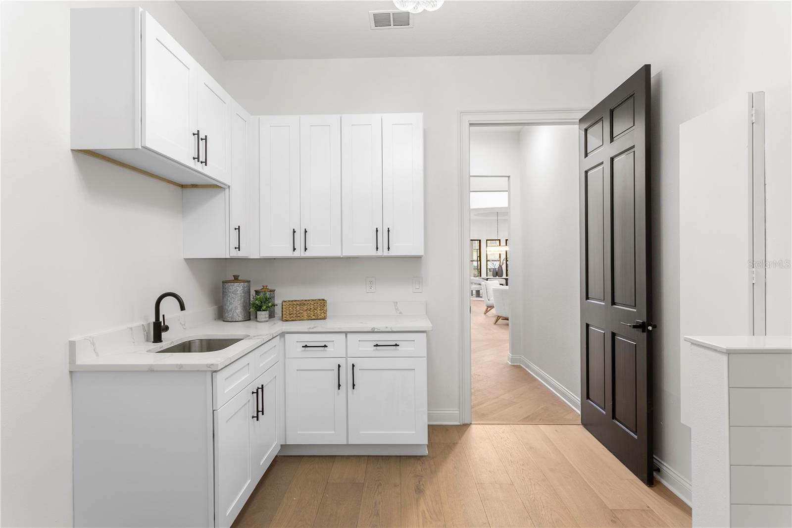 TAMPA PALMS 4A UNIT 1 - Residential