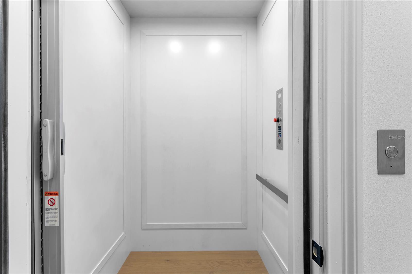 TAMPA PALMS 4A UNIT 1 - Residential