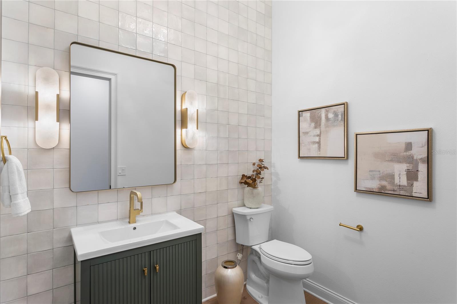 TAMPA PALMS 4A UNIT 1 - Residential