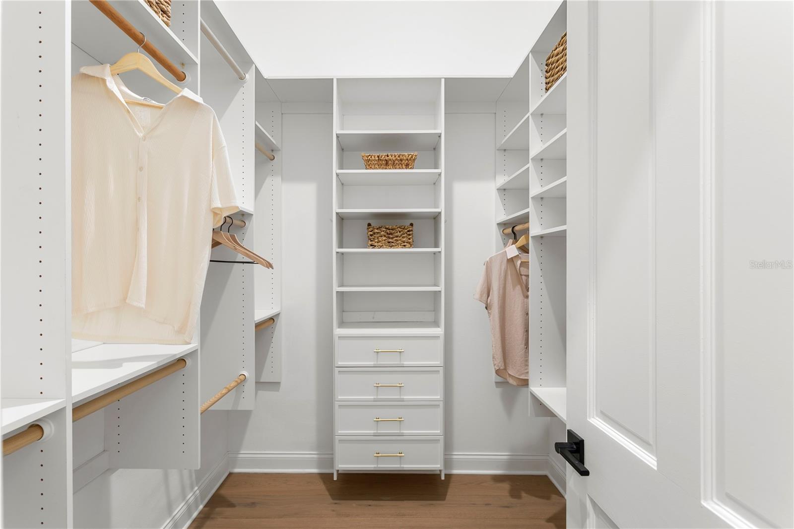 TAMPA PALMS 4A UNIT 1 - Residential