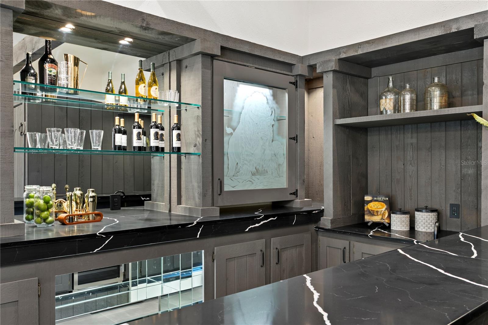 TAMPA PALMS 4A UNIT 1 - Residential