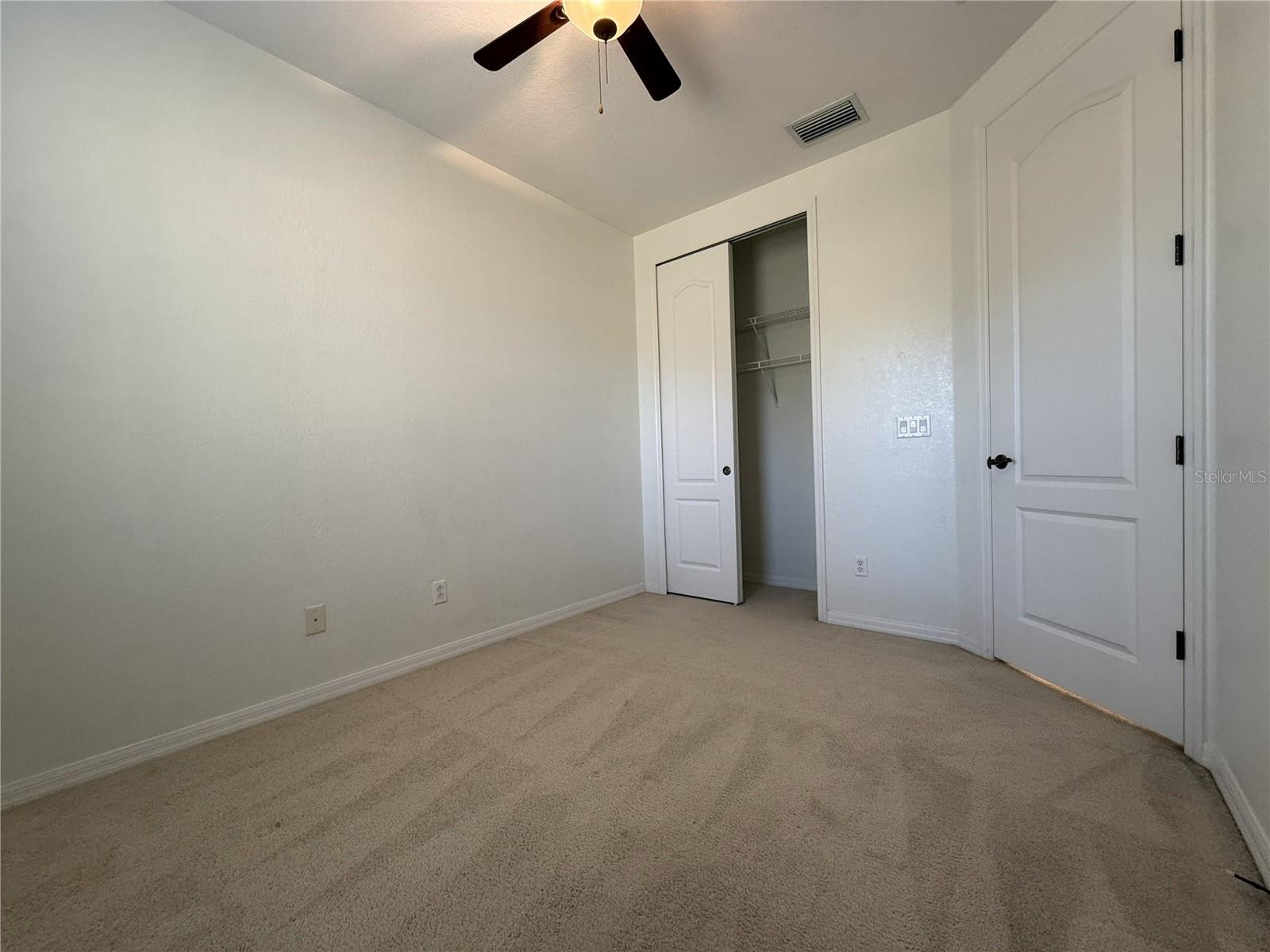 ISLES OF OVIEDO - Residential Lease