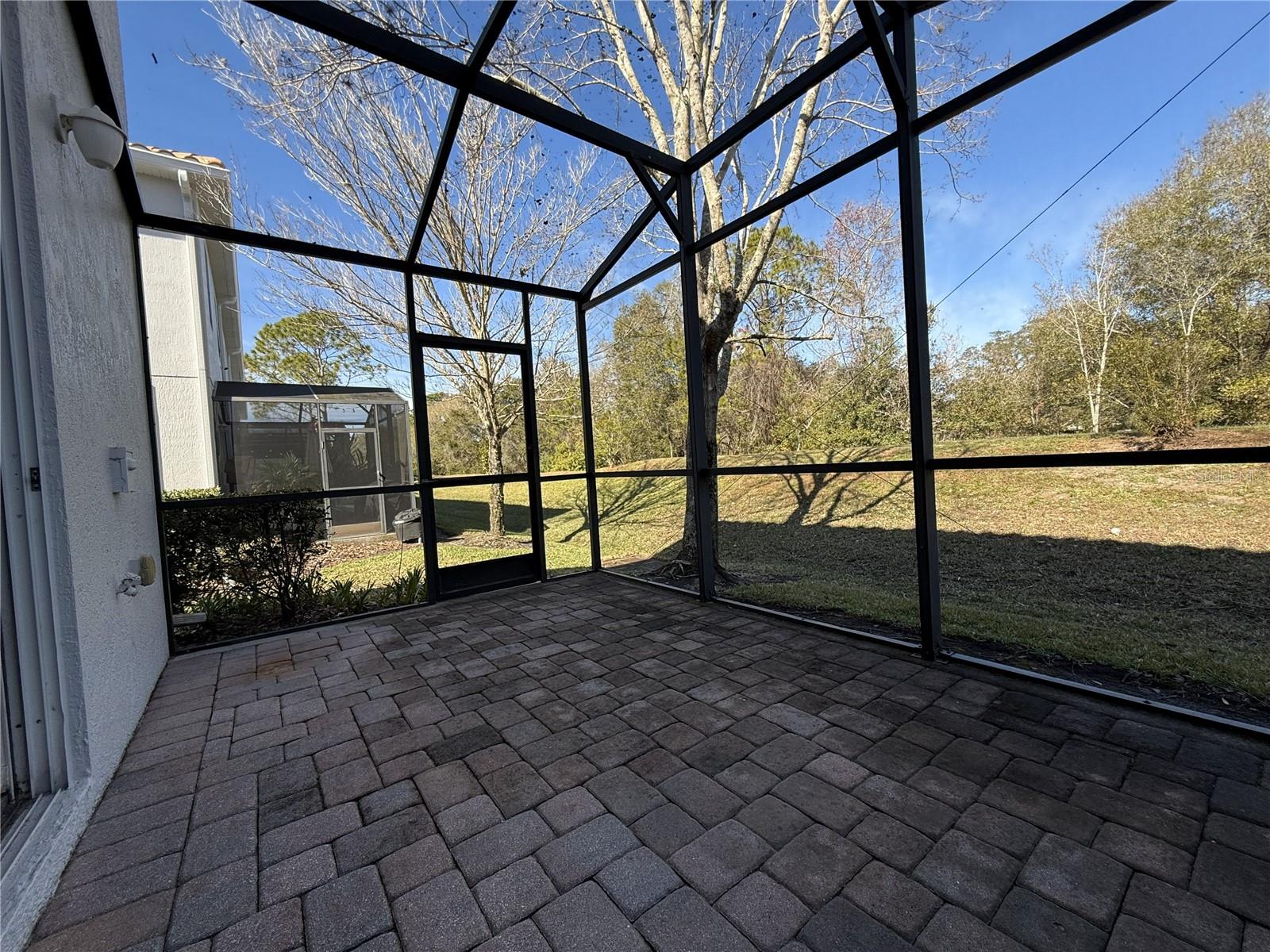 ISLES OF OVIEDO - Residential Lease