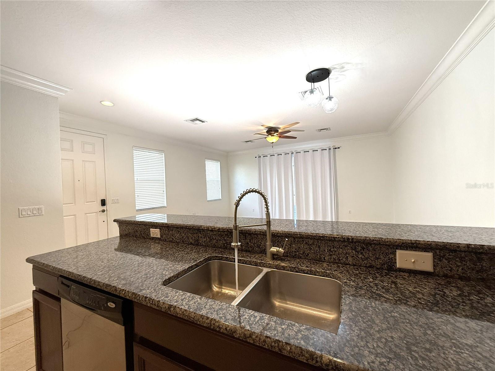 ISLES OF OVIEDO - Residential Lease