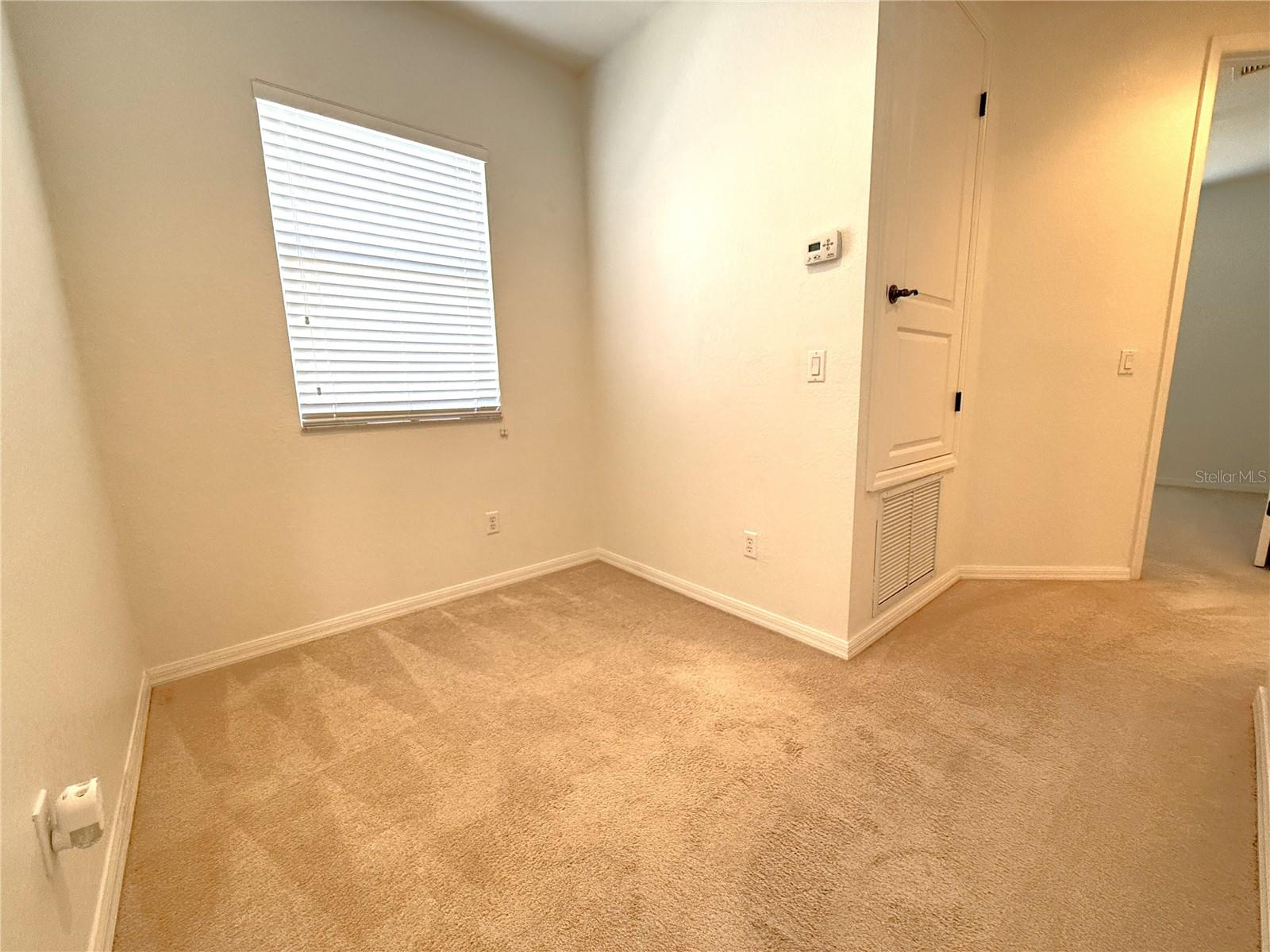 ISLES OF OVIEDO - Residential Lease