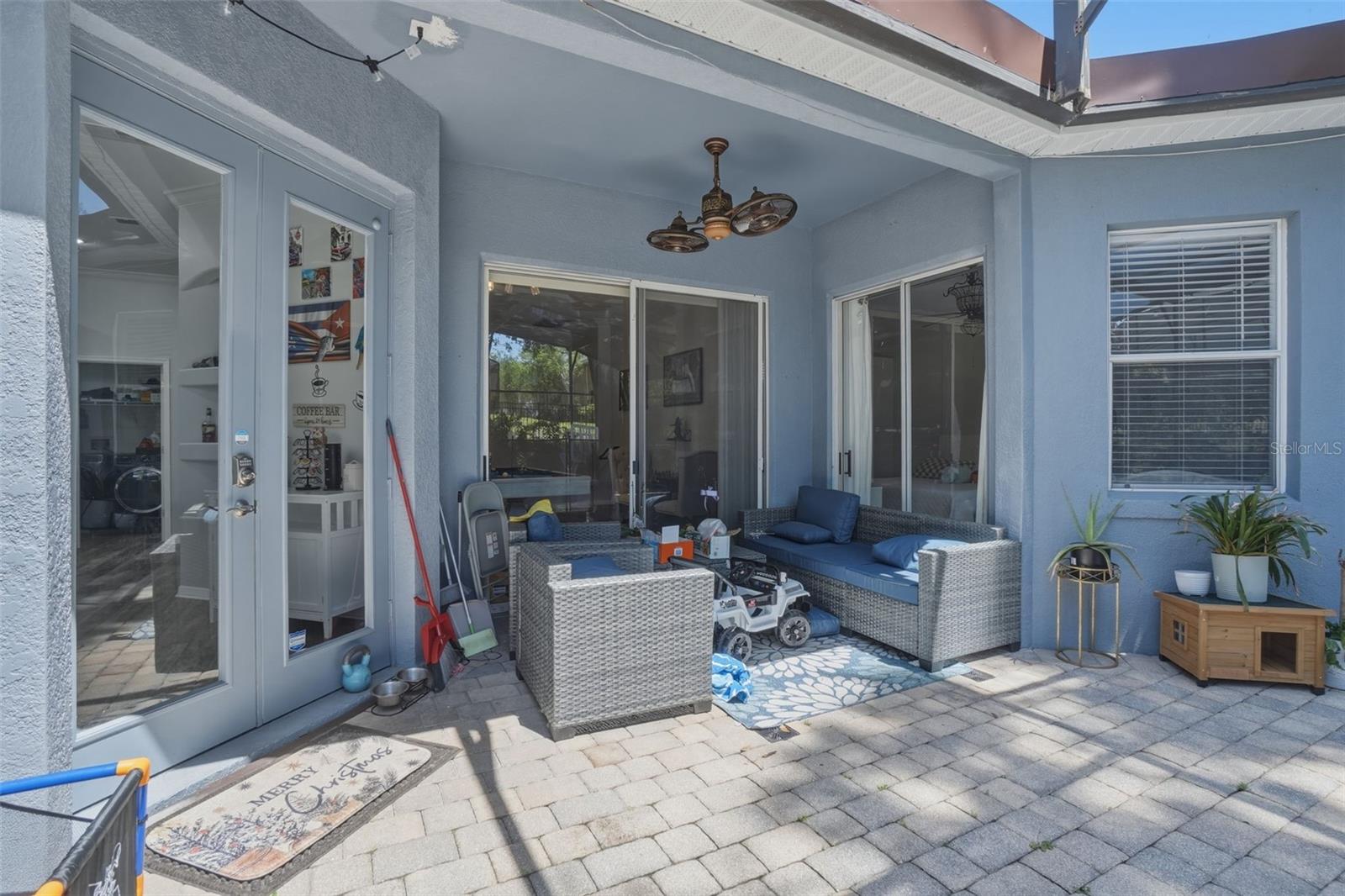 ADMIRAL POINTE - Residential