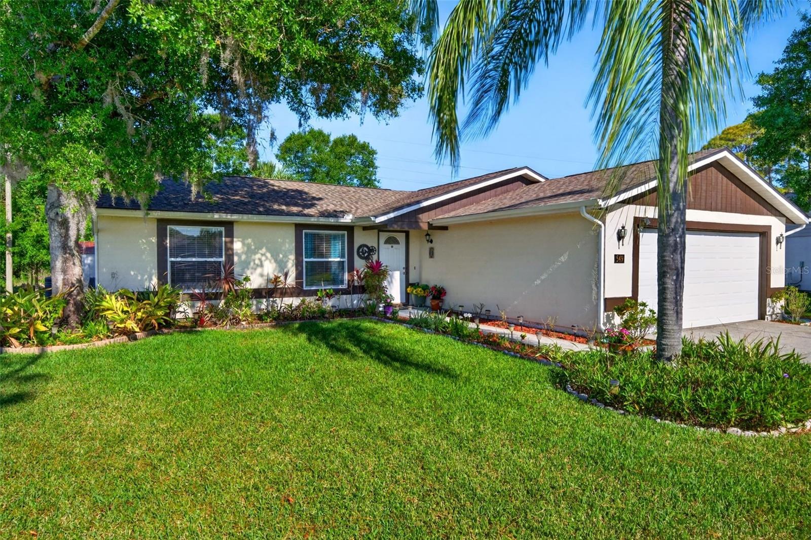 MANORS OF FOREST LAKES THE - Residential