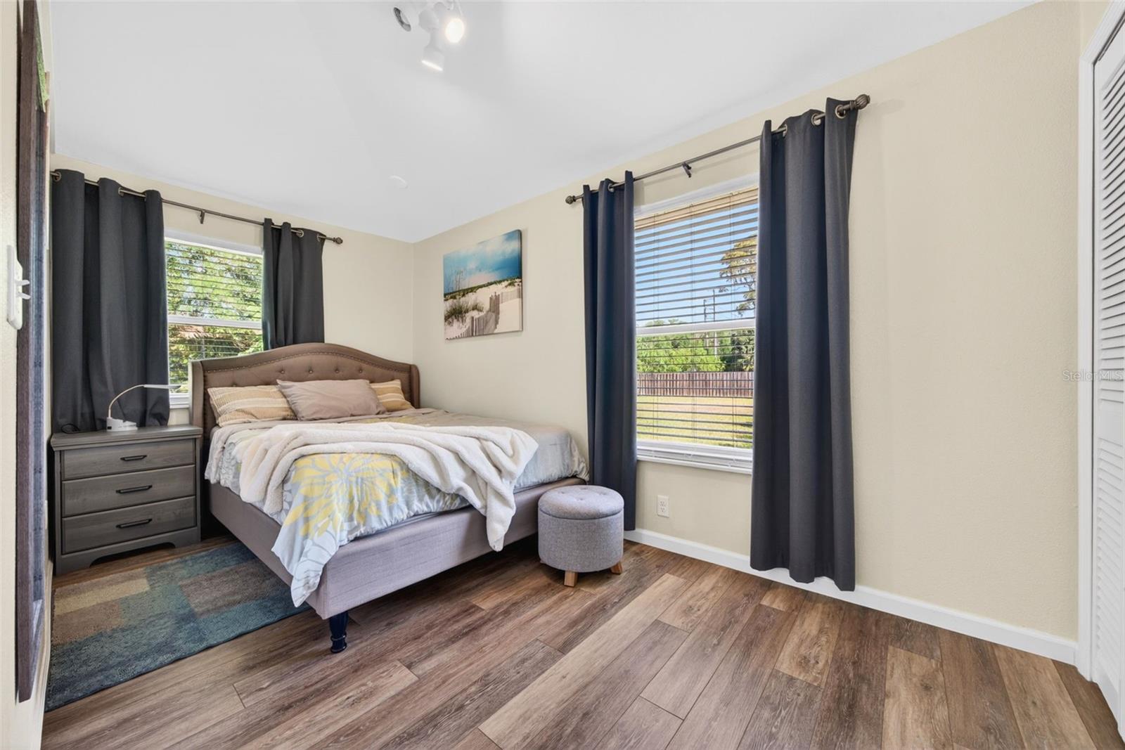 MANORS OF FOREST LAKES THE - Residential