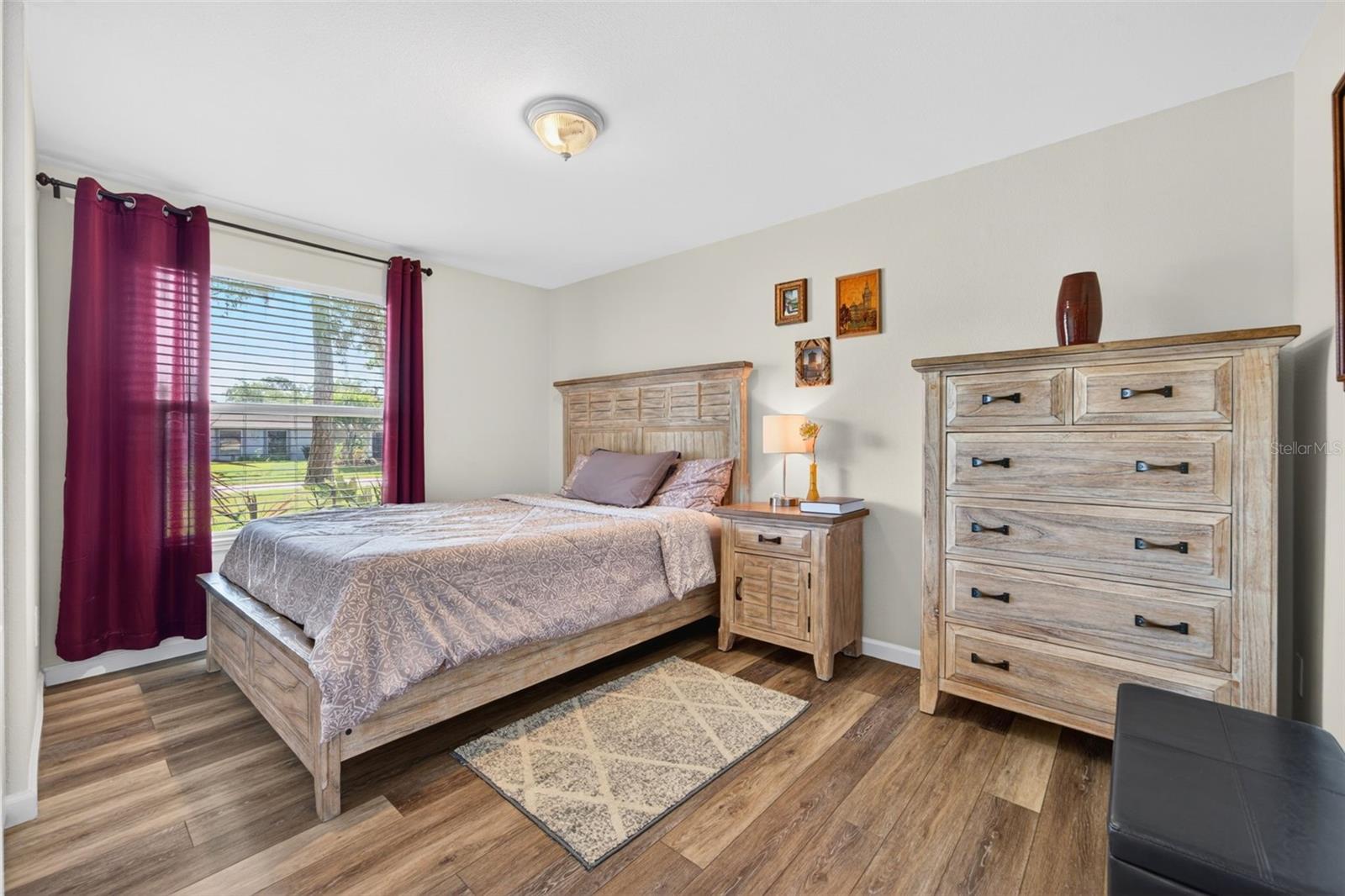 MANORS OF FOREST LAKES THE - Residential