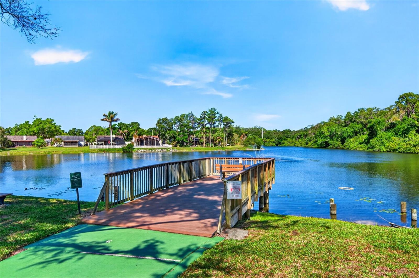MANORS OF FOREST LAKES THE - Residential