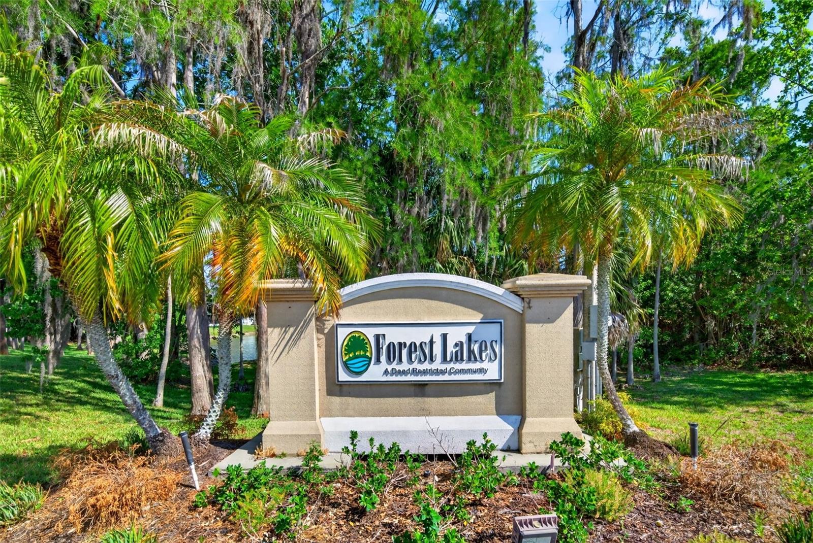 549 LONGWOOD CIRCLE