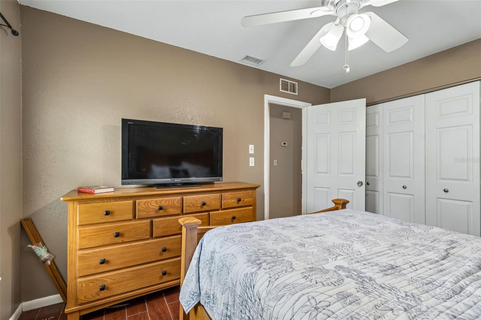 SEMINOLE TRAIL ESTATES - Residential