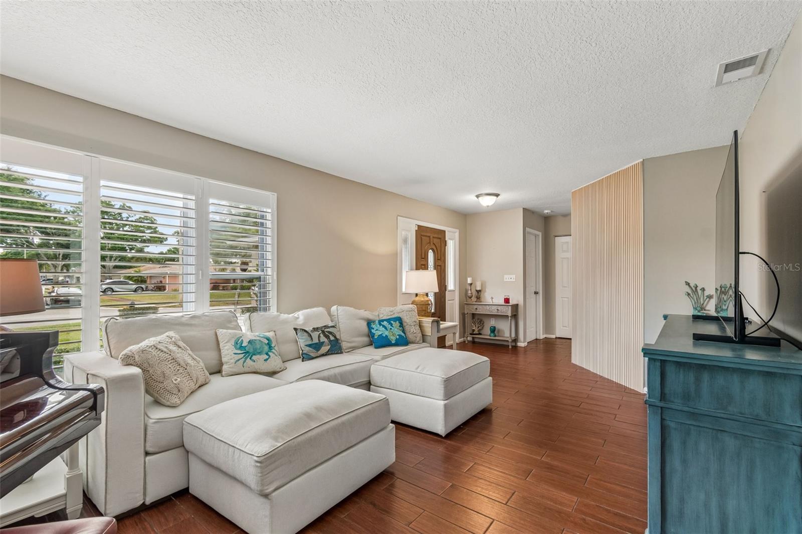 SEMINOLE TRAIL ESTATES - Residential