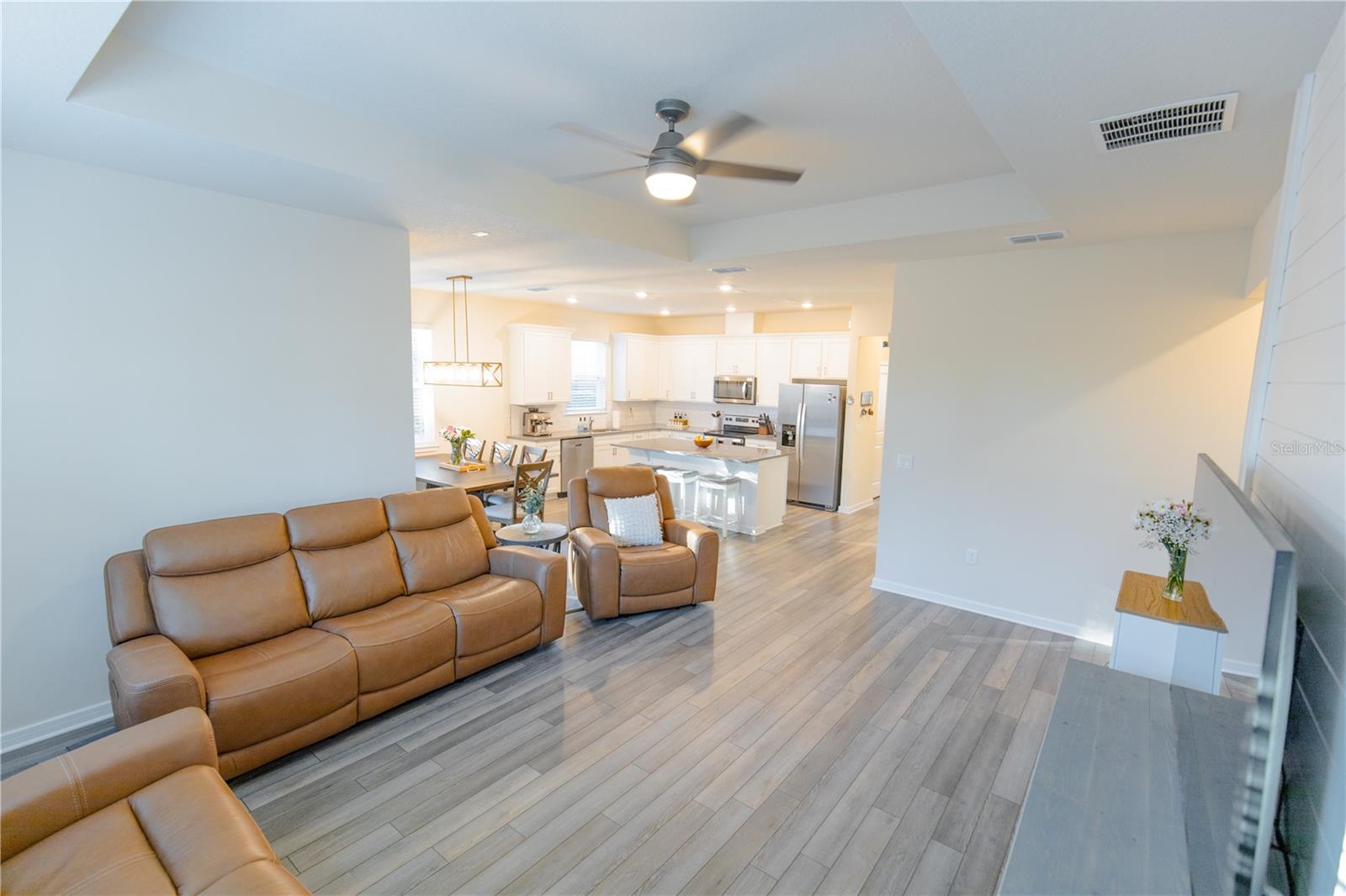 CANOPY TERRACE - Residential Lease