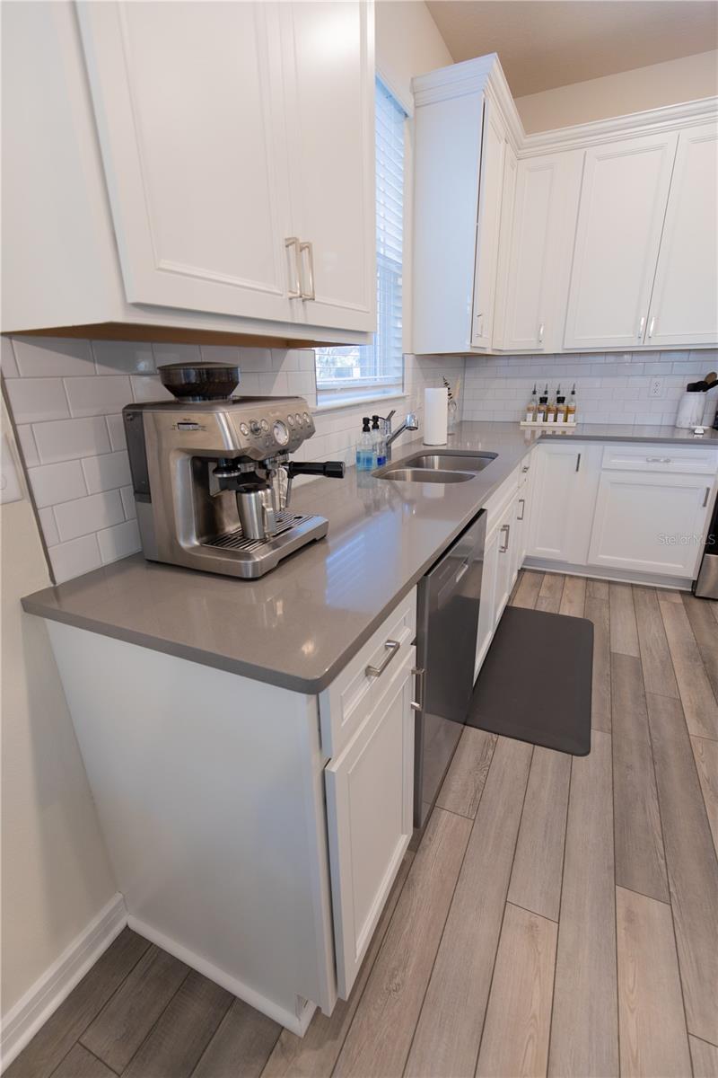 CANOPY TERRACE - Residential Lease