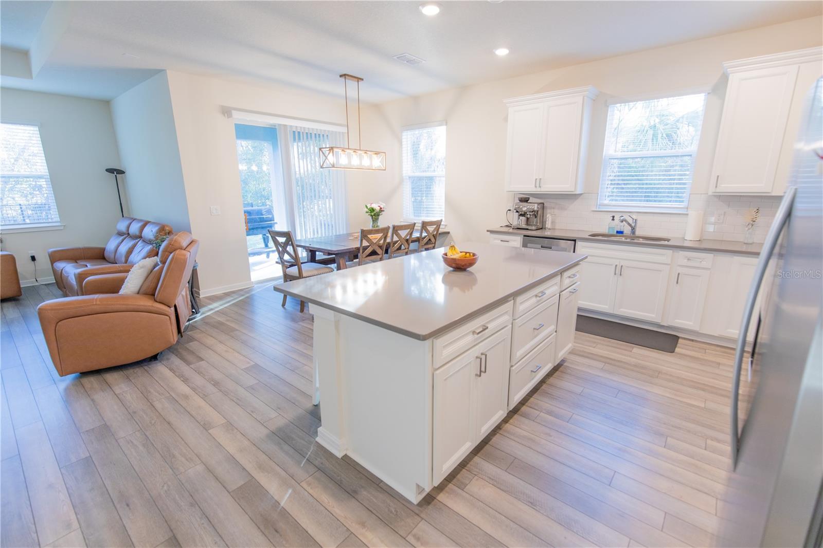 CANOPY TERRACE - Residential Lease