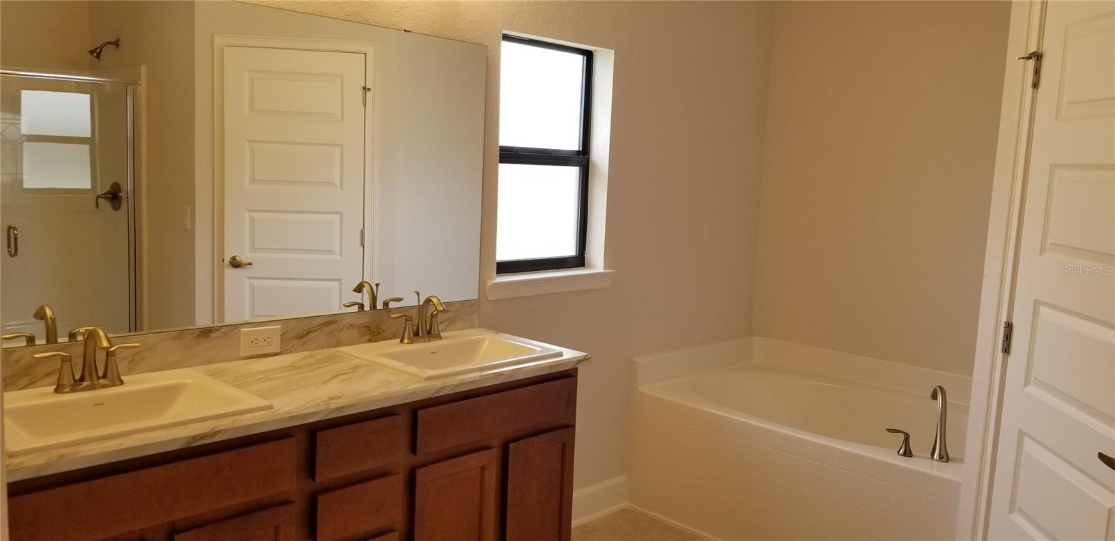 CITRUS LANDING - Residential