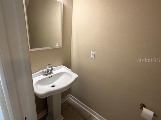 OLDSMAR SUB - Residential Lease