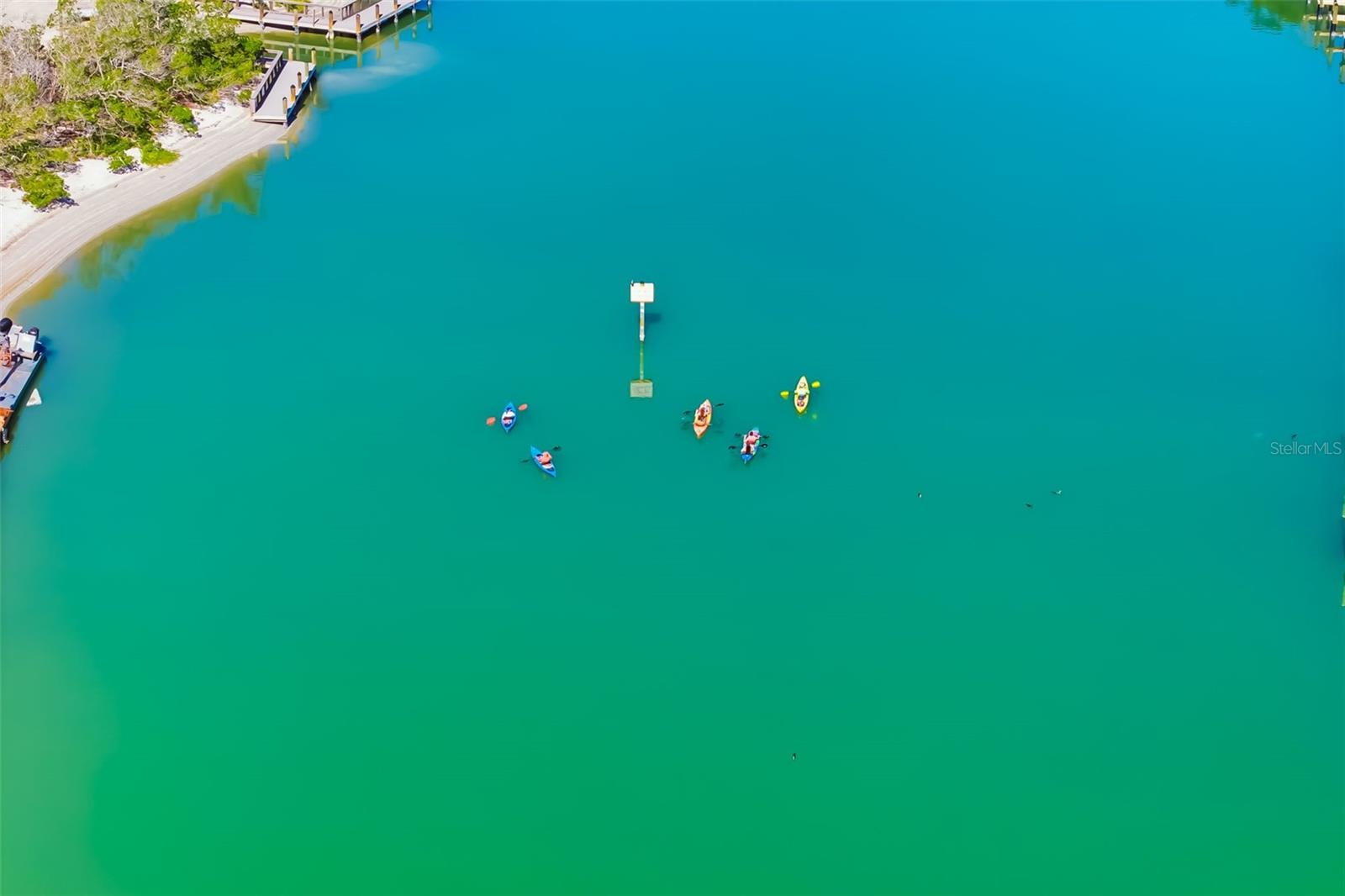 CORAL SHORES - Commercial Sale