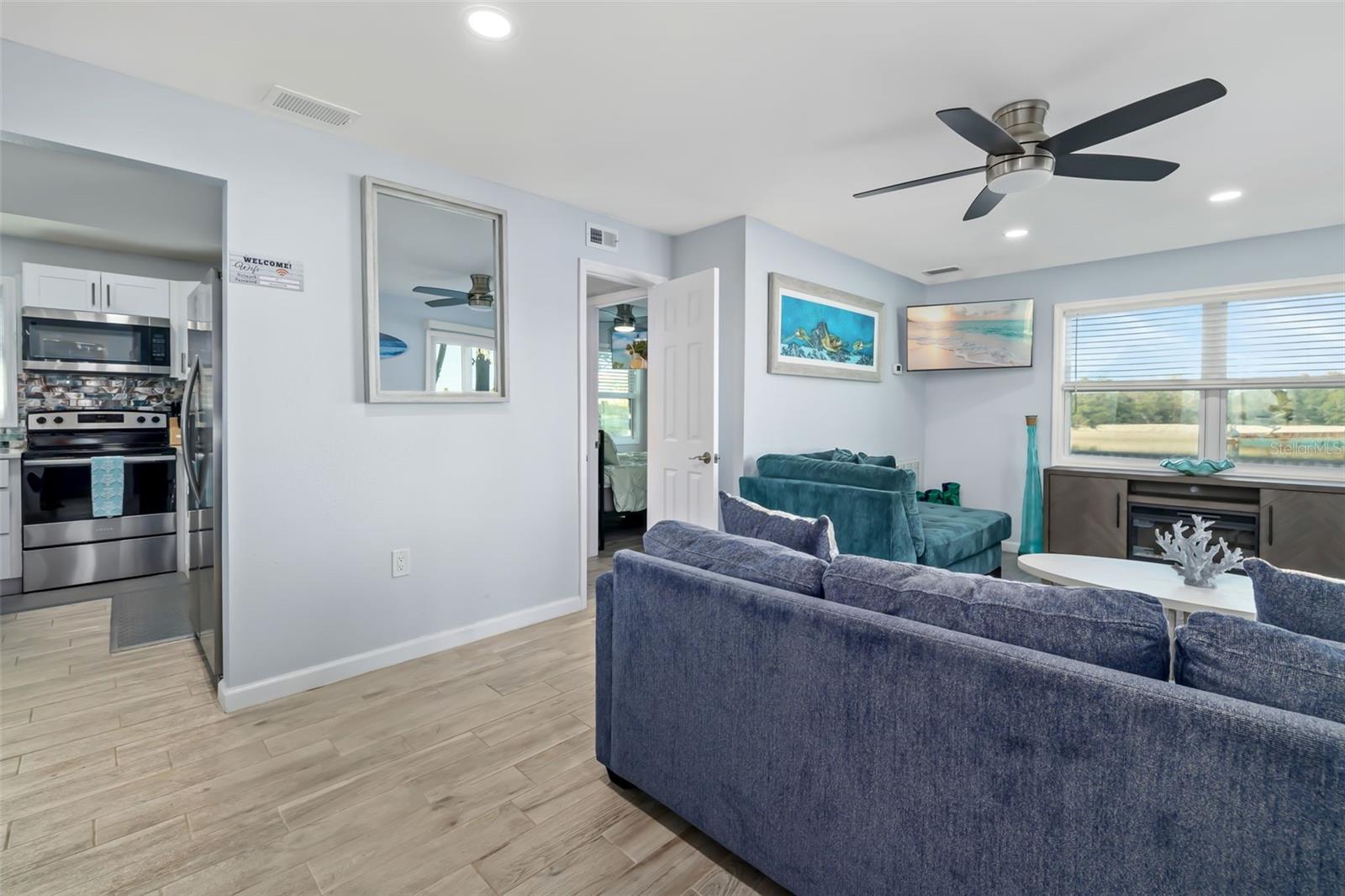 CORAL SHORES - Commercial Sale