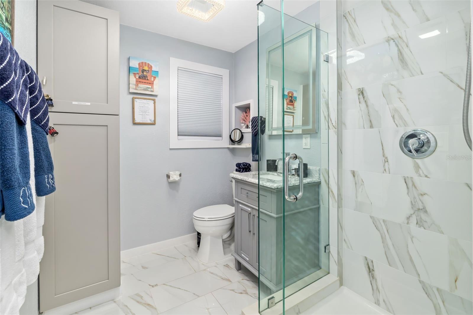 CORAL SHORES - Commercial Sale