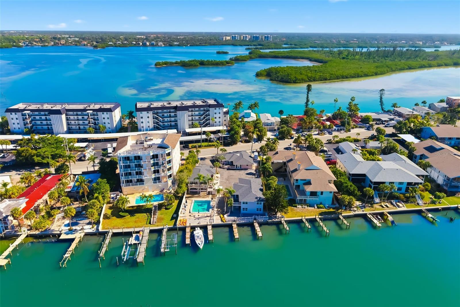 CORAL SHORES - Commercial Sale