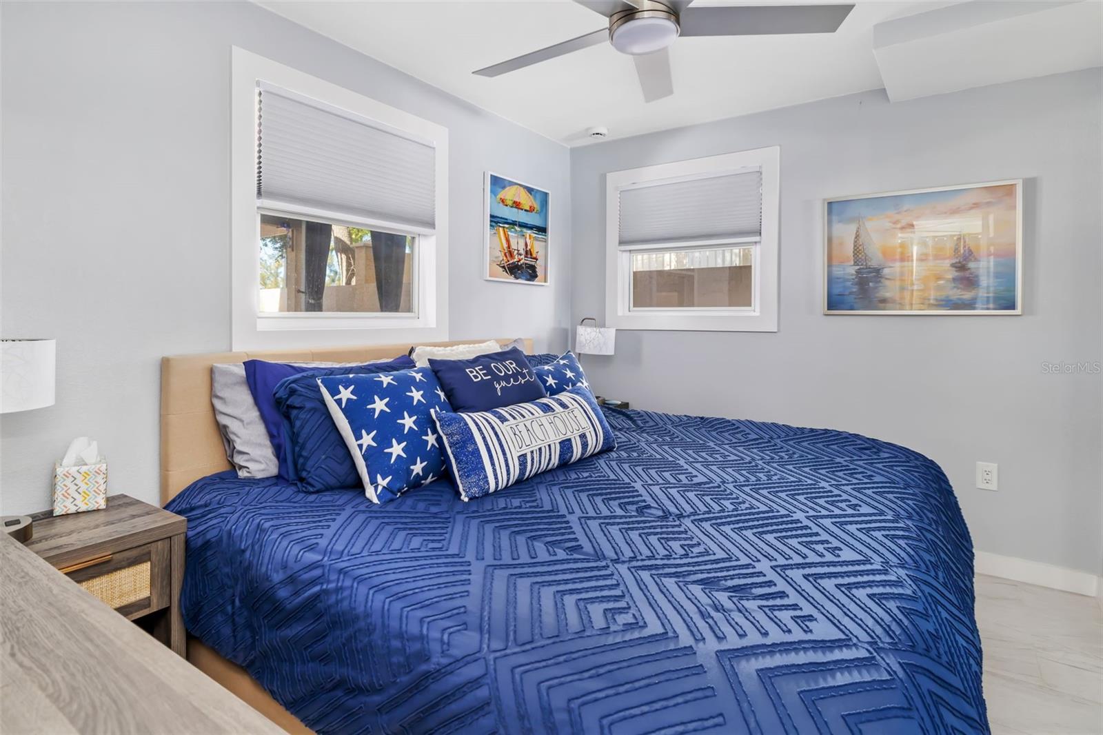 CORAL SHORES - Commercial Sale