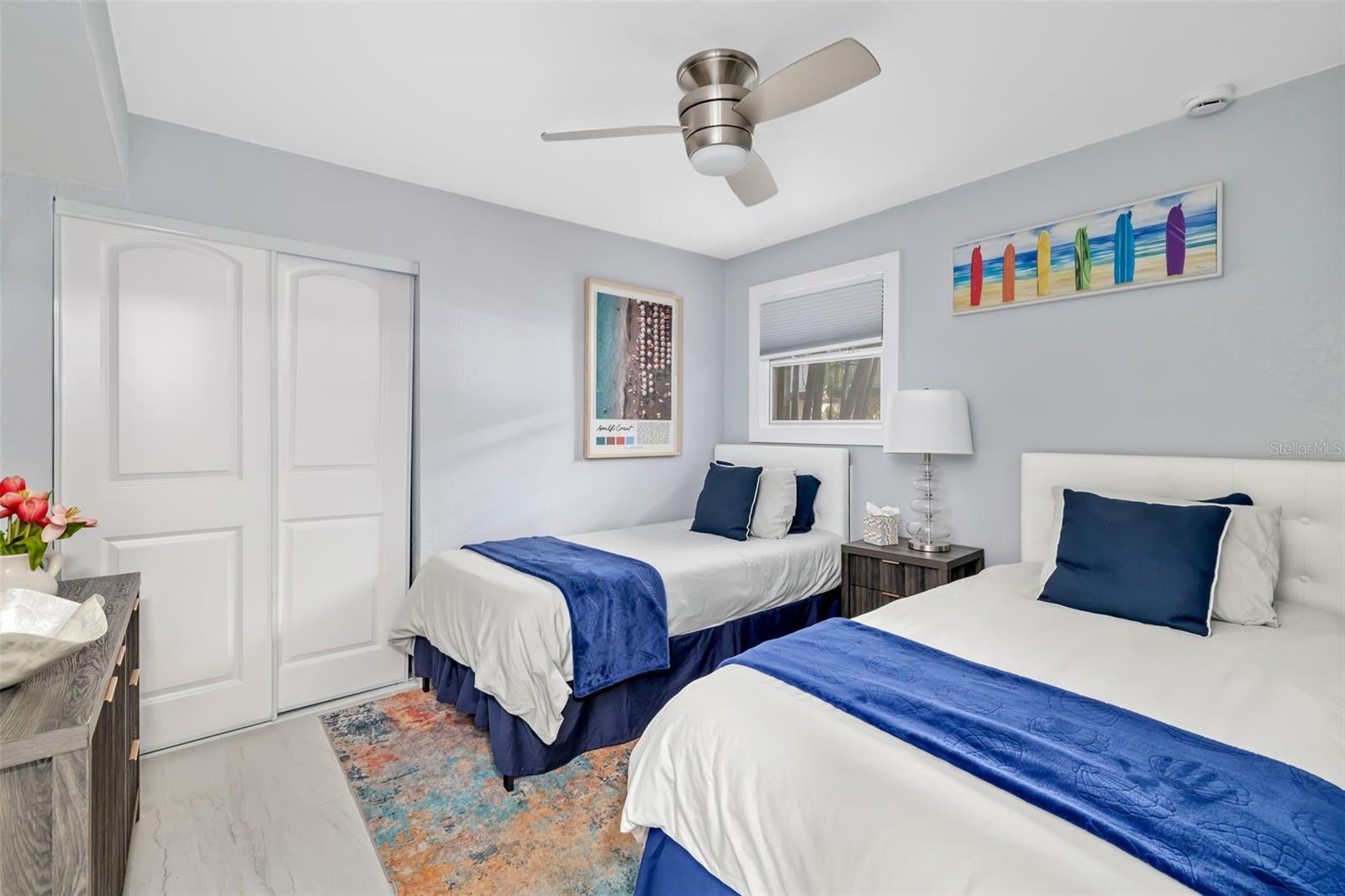 CORAL SHORES - Commercial Sale