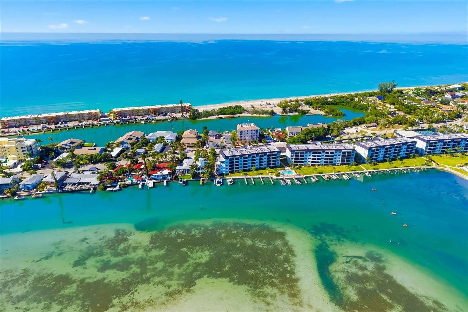 CORAL SHORES - Commercial Sale