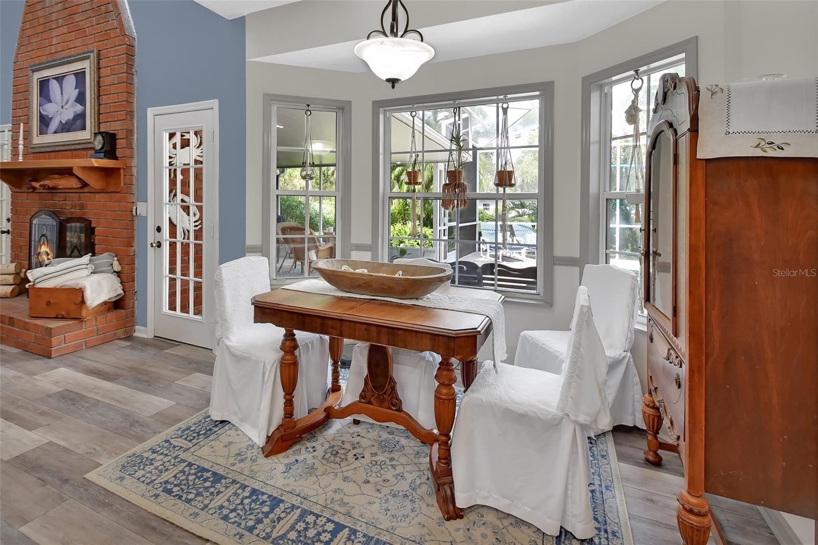 RIVER RDG - Residential