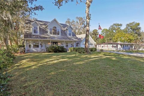 A home in DELAND