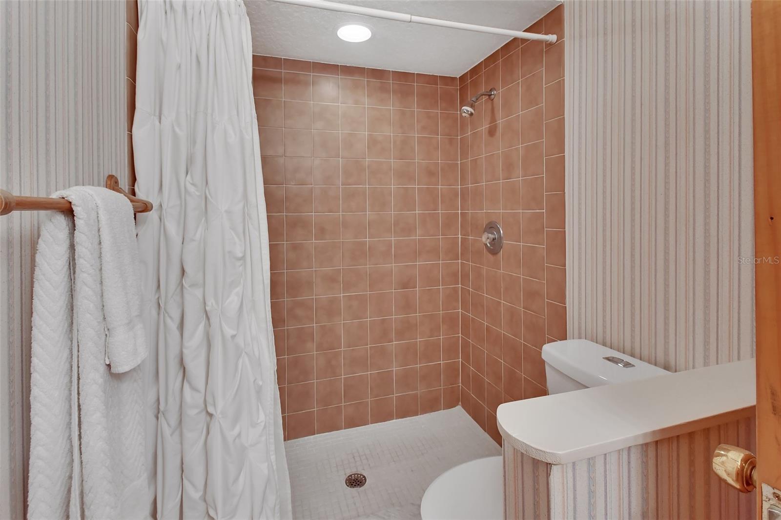 RIVER RDG - Residential