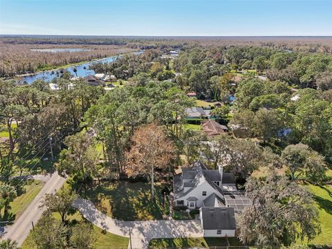 A home in DELAND