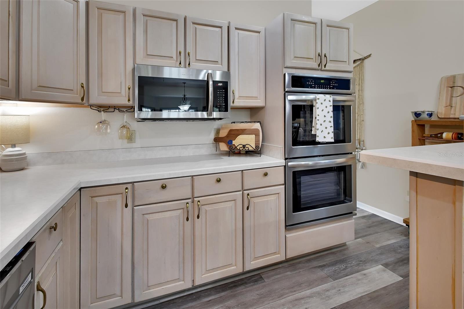 RIVER RDG - Residential