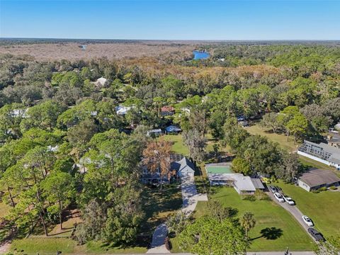 A home in DELAND