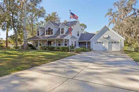 A home in DELAND