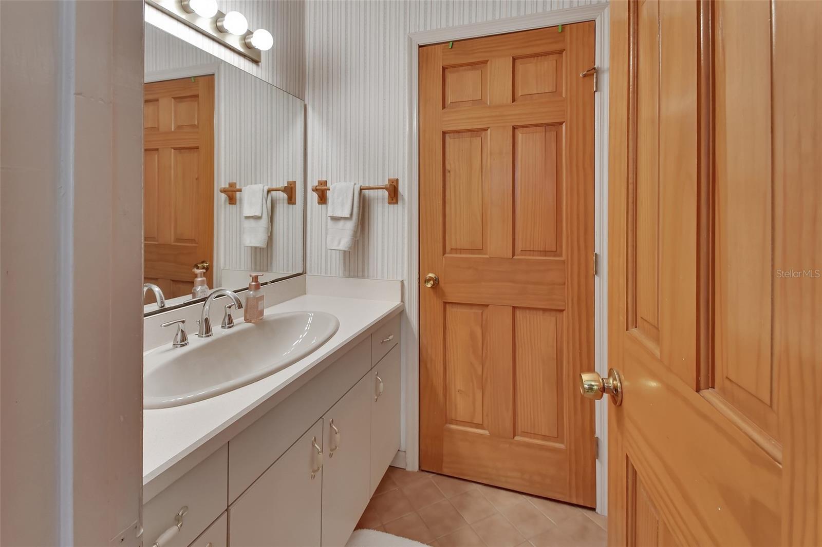 RIVER RDG - Residential