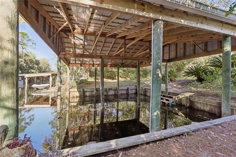 A home in DELAND