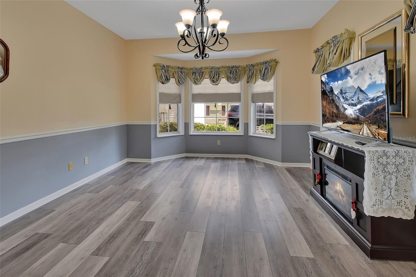 RIVER RDG - Residential