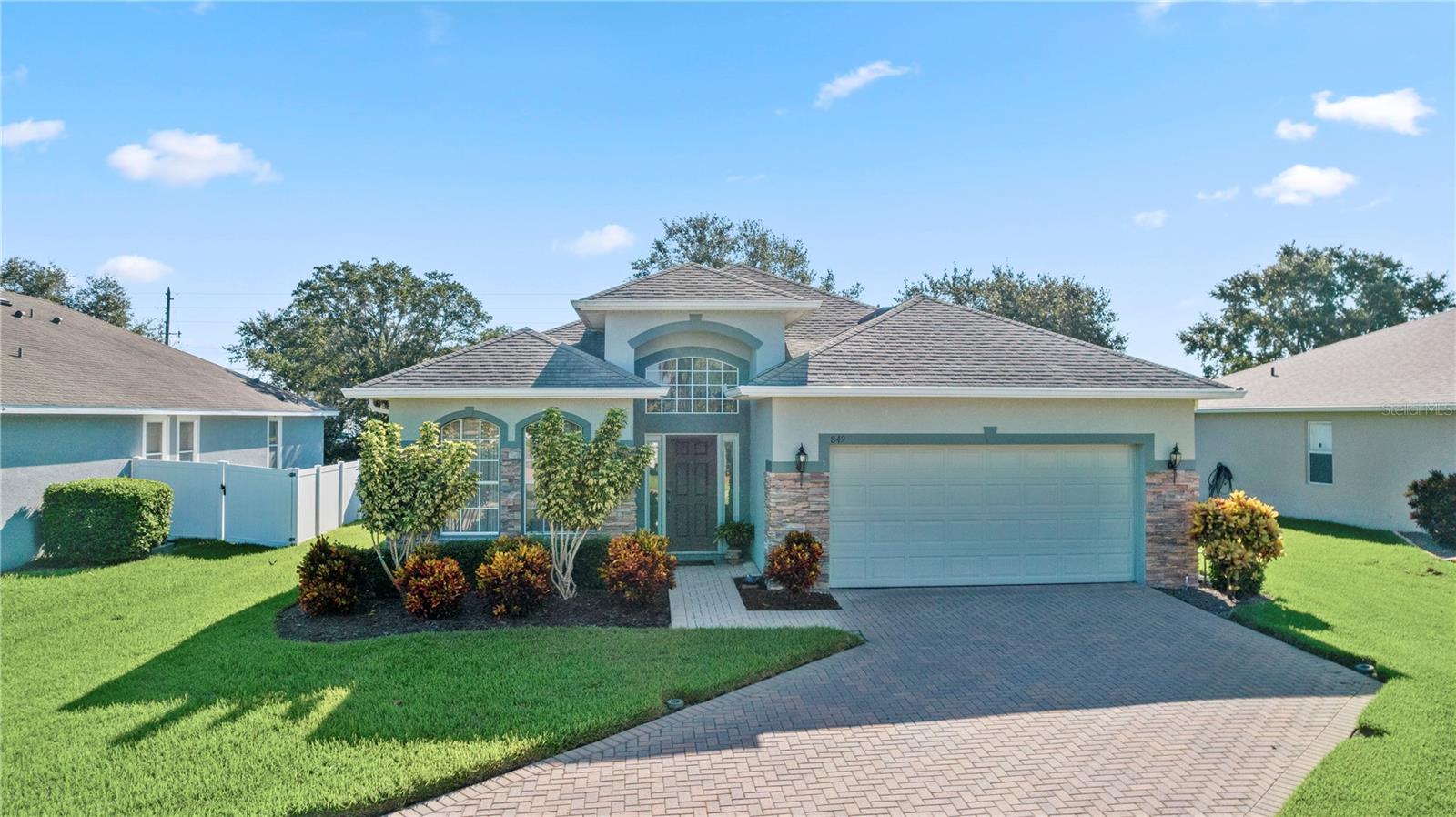 849 MEADOW GLADE DRIVE