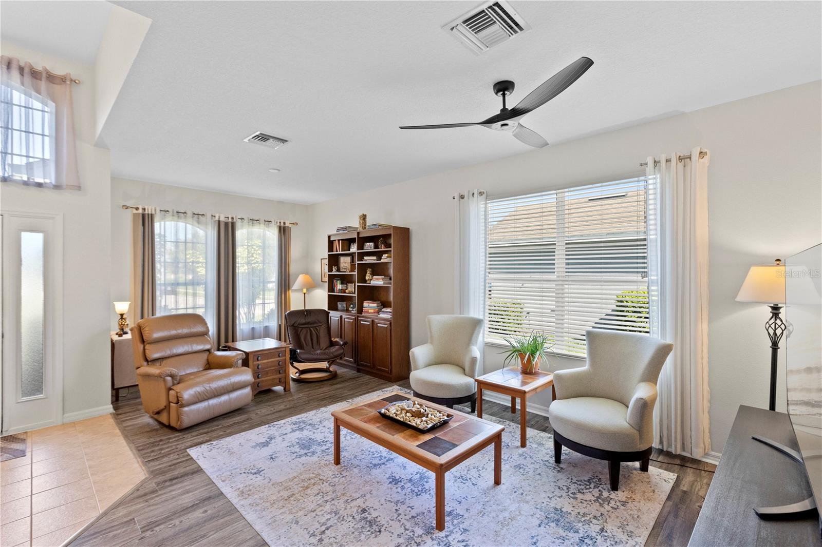 849 MEADOW GLADE DRIVE