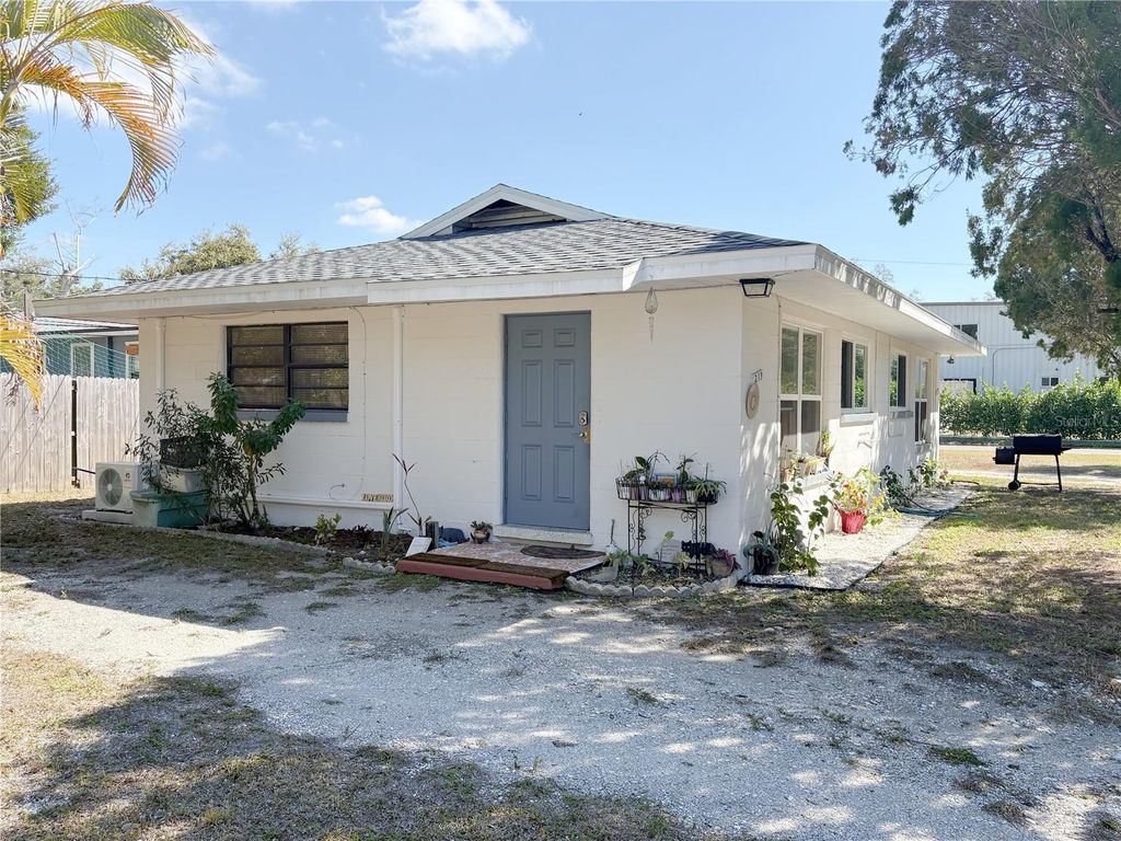 Photo of 219 21st Street E #A, Bradenton, FL 34208 (MLS # A4683530)