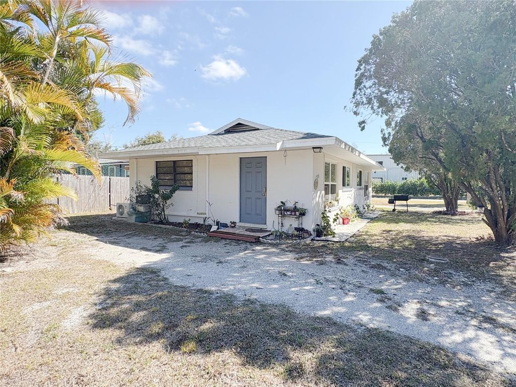 Photo of 219 21st Street E #A, Bradenton, FL 34208 (MLS # A4683530)