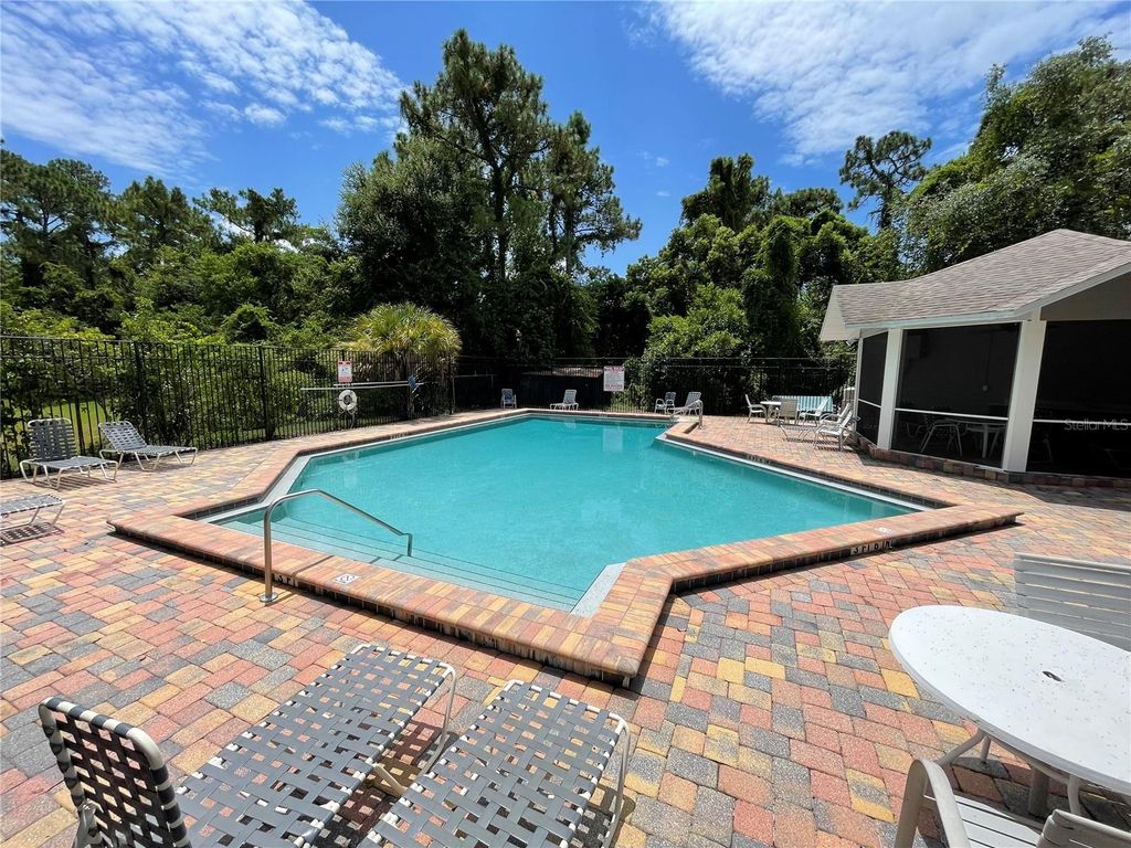 Photo of 552 Shadow Glenn Place, Winter Springs, FL 32708 (MLS # O6382972)