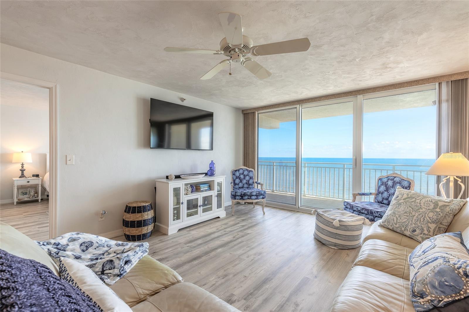 PENINSULA CONDO - Residential