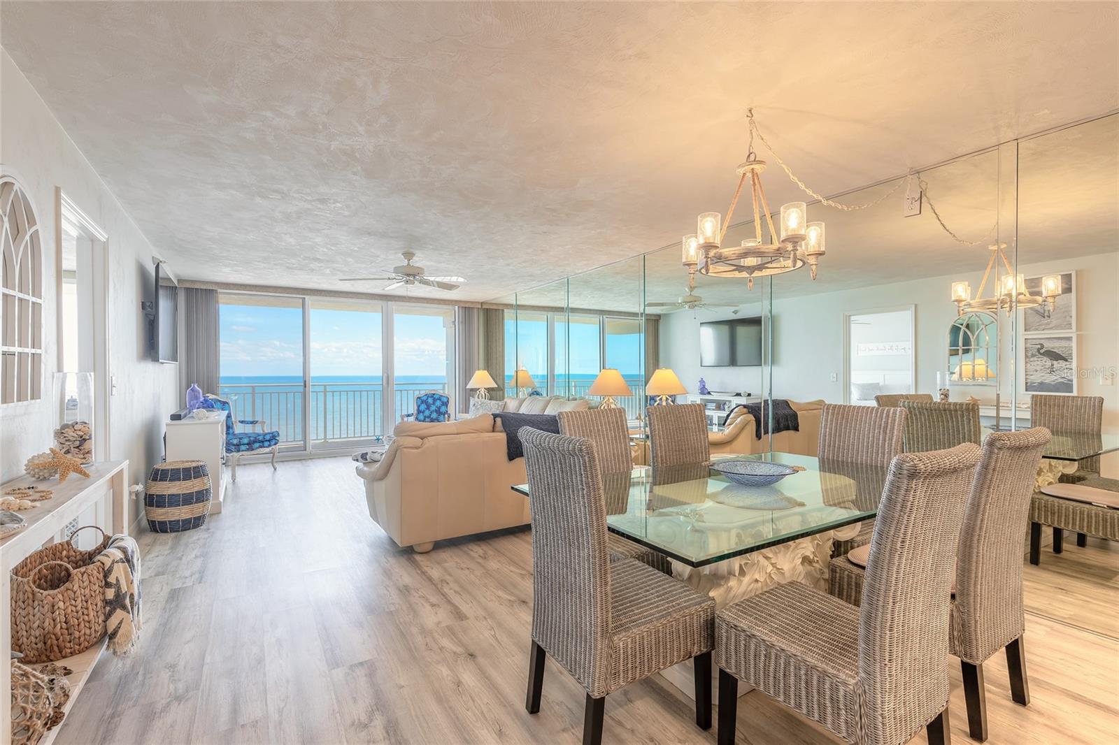 PENINSULA CONDO - Residential