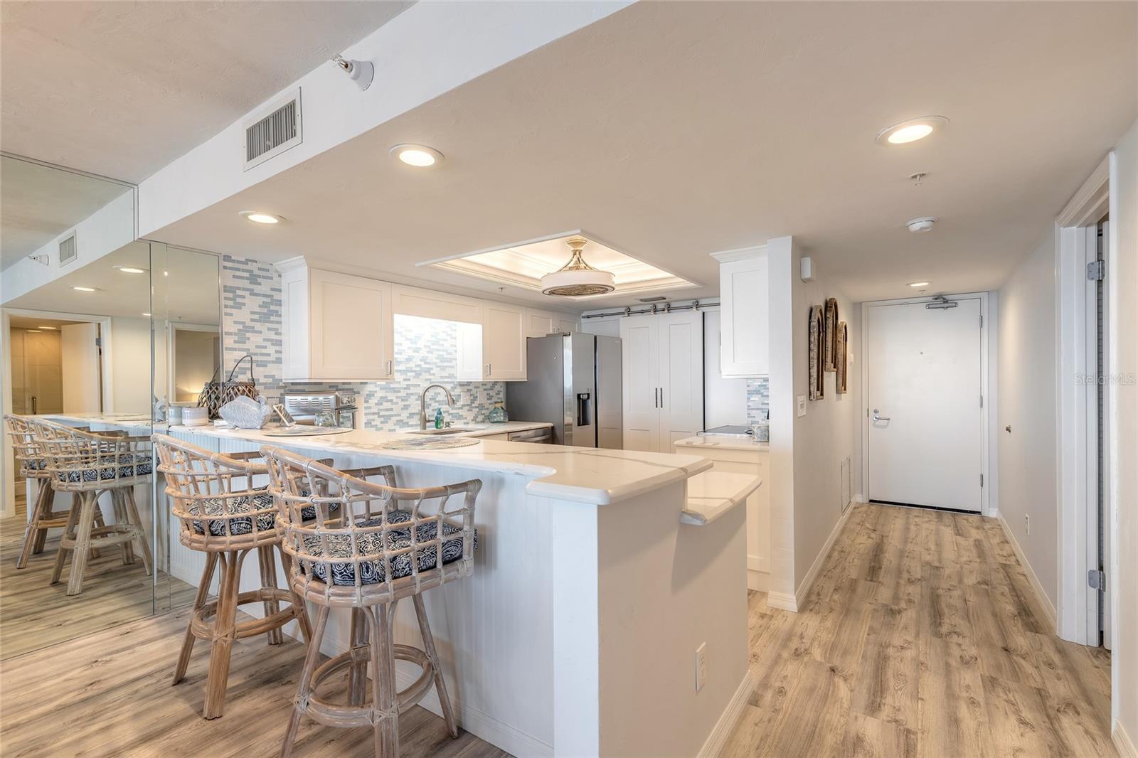 PENINSULA CONDO - Residential