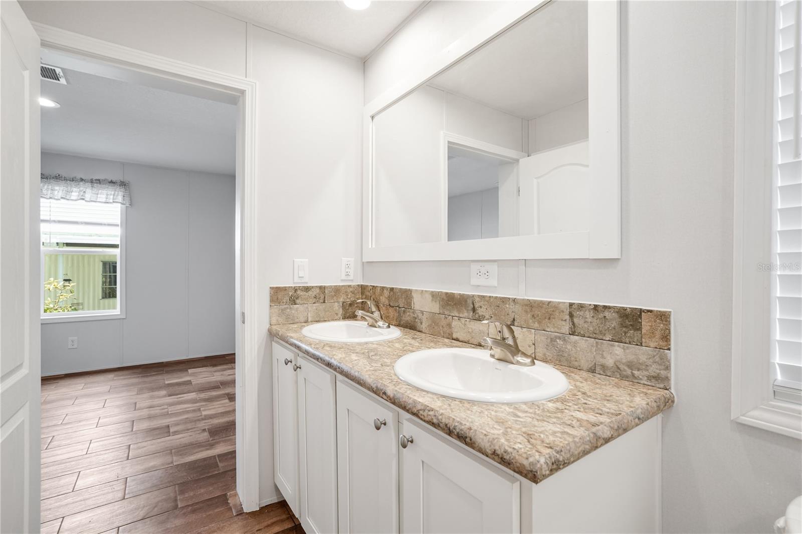 HARBOR COVE - Residential