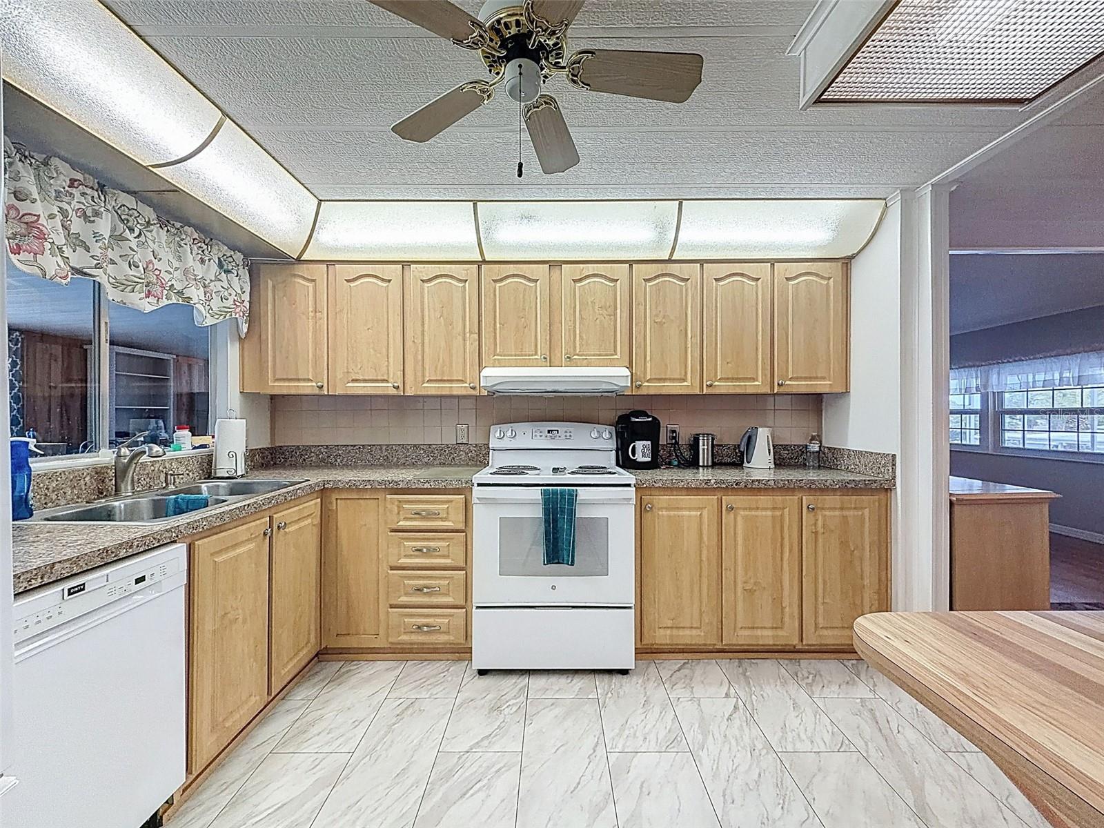 BROOKRIDGE COMM - Residential